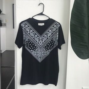 21 Men Bandana T-Shirt